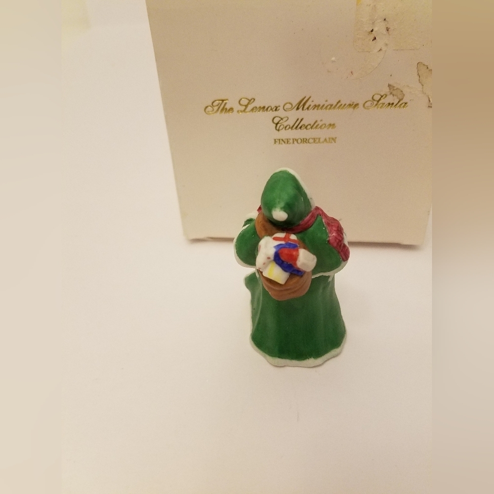Vintage Lenox 2 Miniature Santa Mrs Claus Fine Porcelain Collection Figurines - Picture 5 of 16